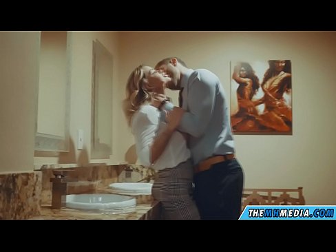 ❤️ когда грудастая блондинка соблазняет тебя в общественном туалете ❌ Порно вк на нашем сайте klassikaprint.ru